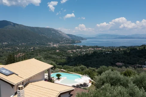 Luxurious Hillside Villa for sale in Corfu 1