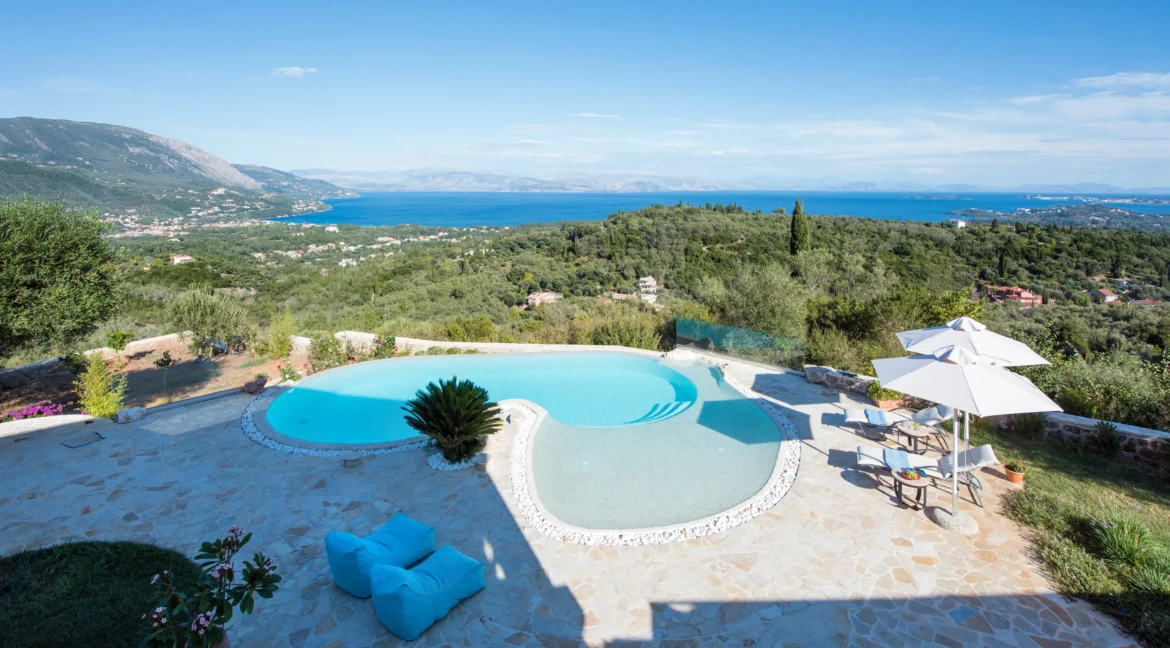 Luxurious Hillside Villa for sale in Corfu 24