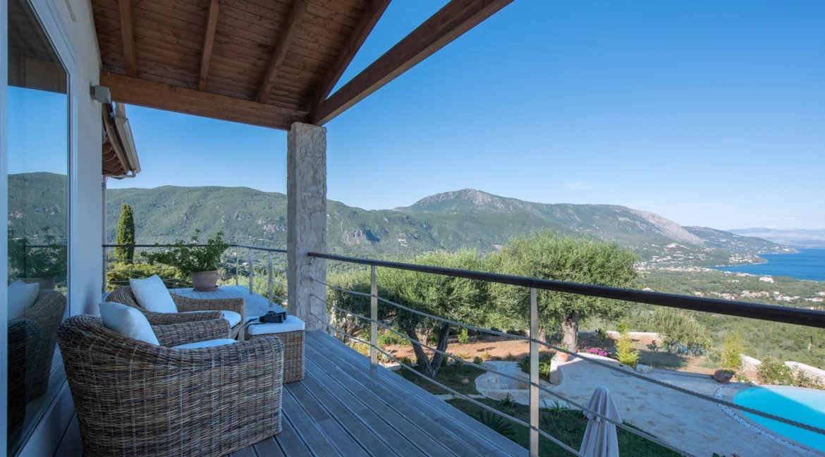 Luxurious Hillside Villa for sale in Corfu 25