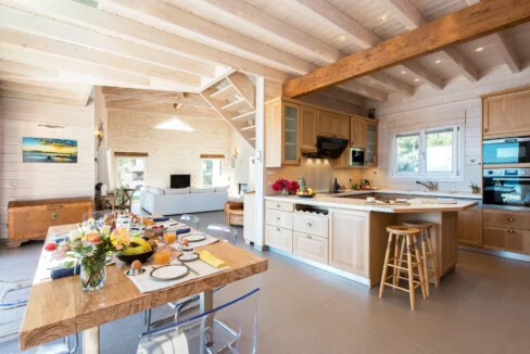 Luxurious Hillside Villa for sale in Corfu 32