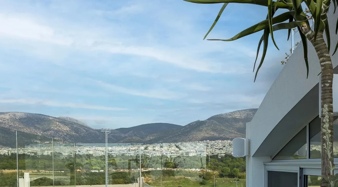 Luxurious Triplex Penthouse with Panoramic Sea Views in Glyfada for sale 18