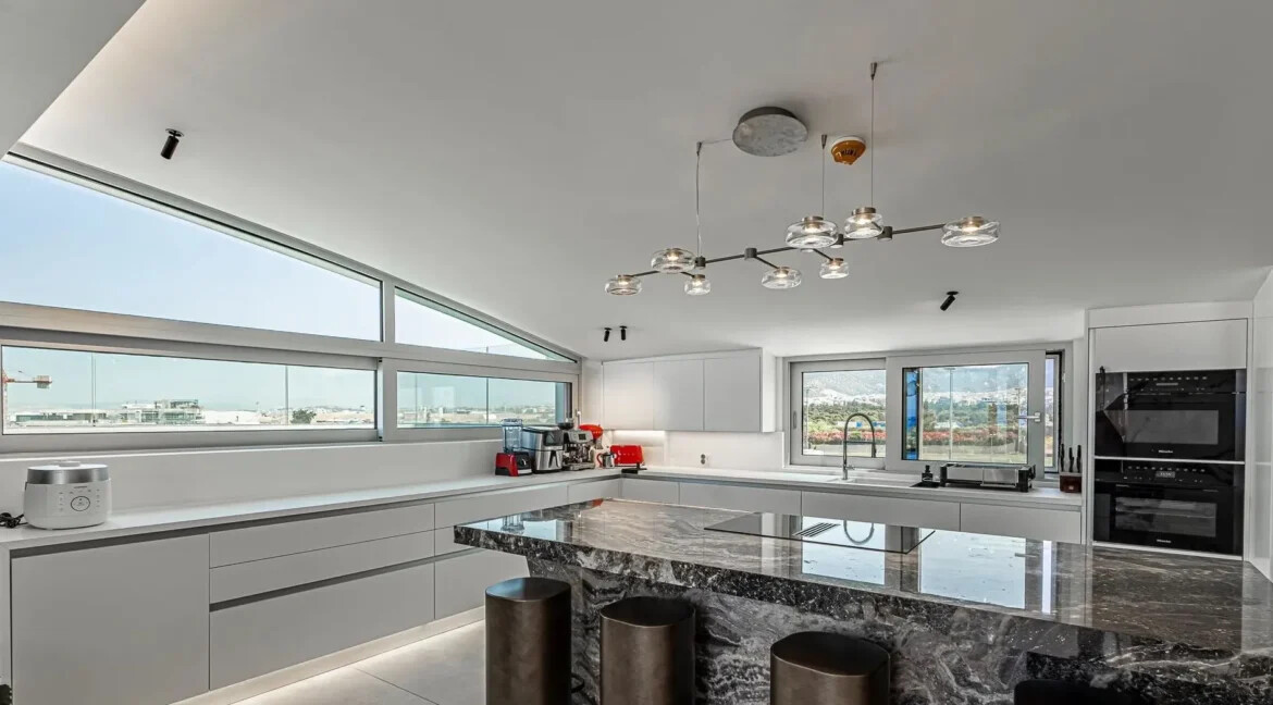 Luxurious Triplex Penthouse with Panoramic Sea Views in Glyfada for sale 21