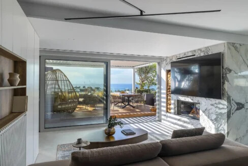 Luxurious Triplex Penthouse with Panoramic Sea Views in Glyfada for sale 25