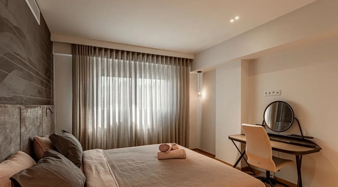 Luxurious Triplex Penthouse with Panoramic Sea Views in Glyfada for sale 5