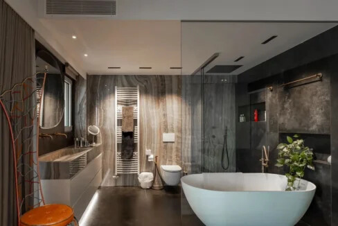 Luxurious Triplex Penthouse with Panoramic Sea Views in Glyfada for sale 8