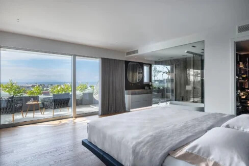 Luxurious Triplex Penthouse with Panoramic Sea Views in Glyfada for sale 9