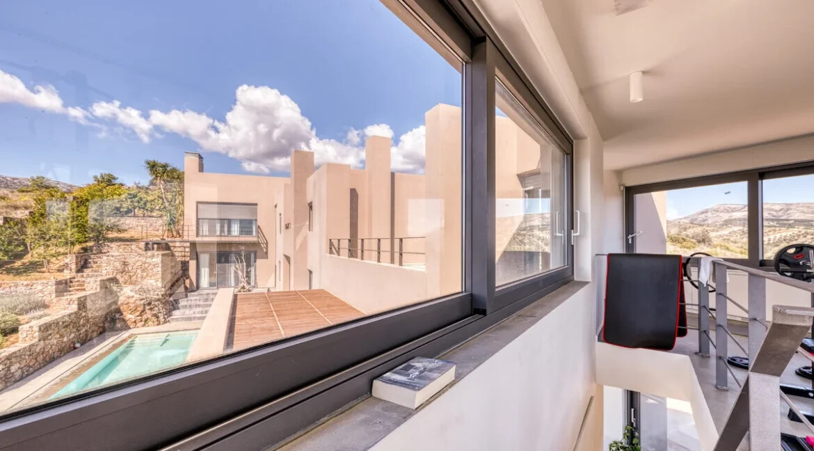 Luxurious Villa for Sale in Athens, Greece 11