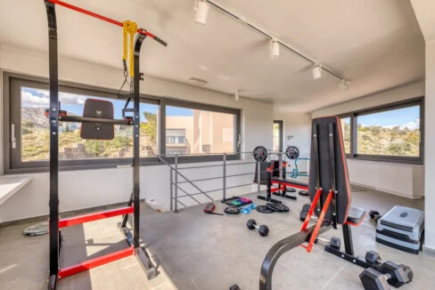 Luxurious Villa for Sale in Athens, Greece 12