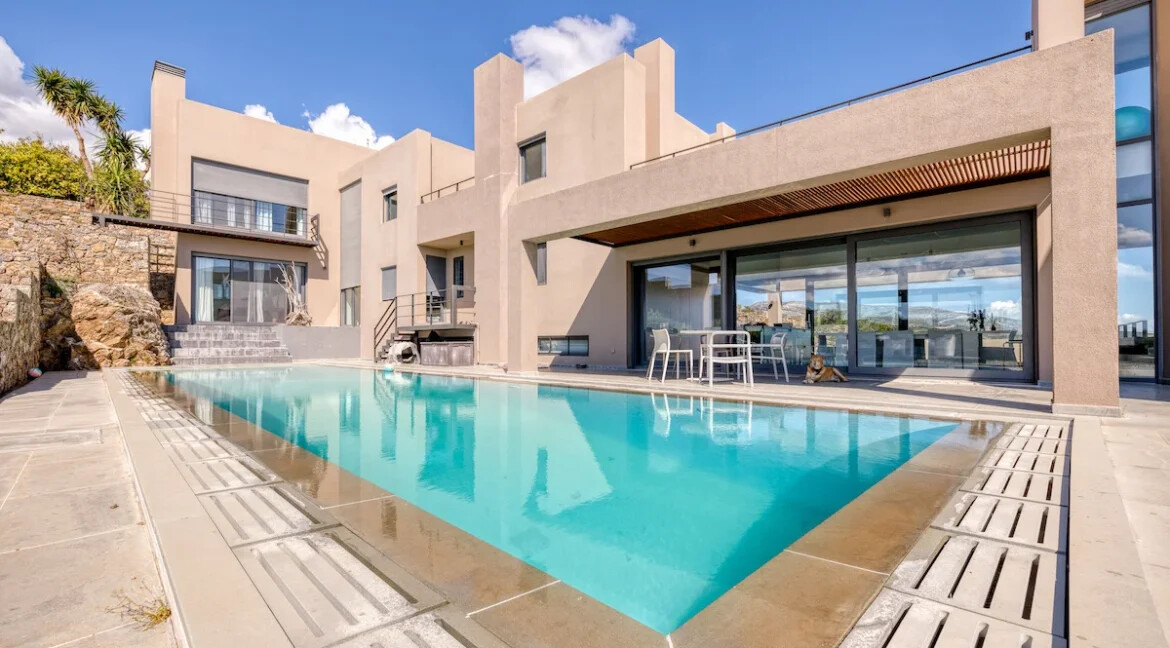 Luxurious Villa for Sale in Athens, Greece 14