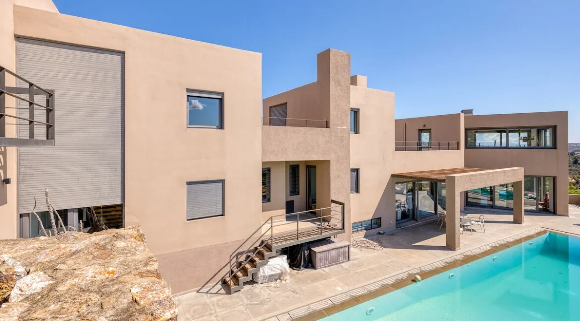 Luxurious Villa for Sale in Athens, Greece 17