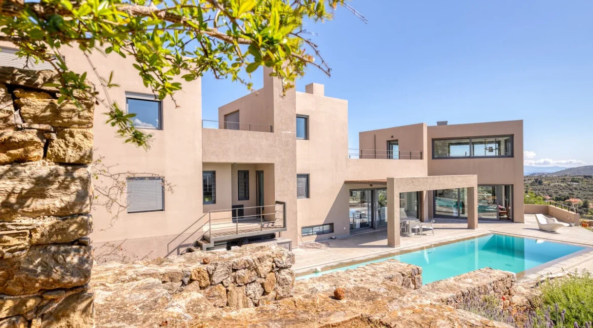 Luxurious Villa for Sale in Athens, Greece 18