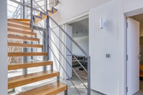 Luxurious Villa for Sale in Athens, Greece 24