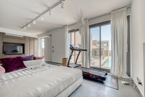 Luxurious Villa for Sale in Athens, Greece 27