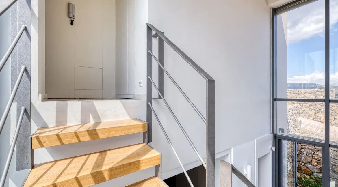 Luxurious Villa for Sale in Athens, Greece 28