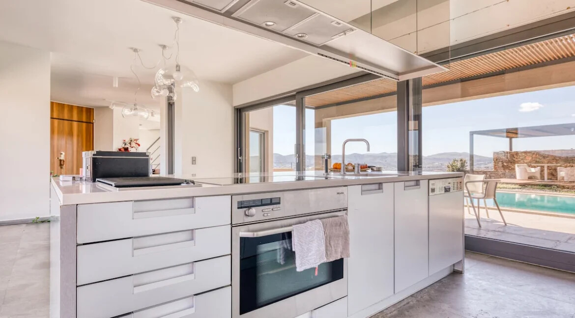 Luxurious Villa for Sale in Athens, Greece 4