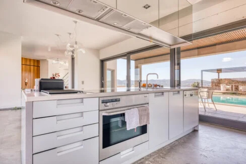 Luxurious Villa for Sale in Athens, Greece 4