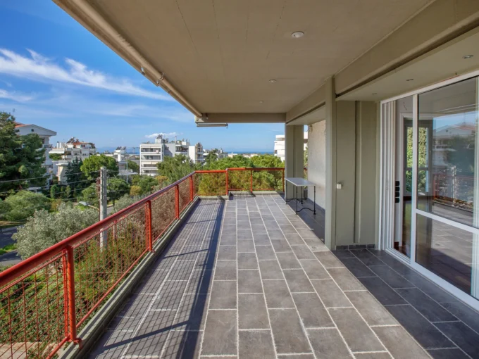 Luxury Living Apartment in Glyfada Athens