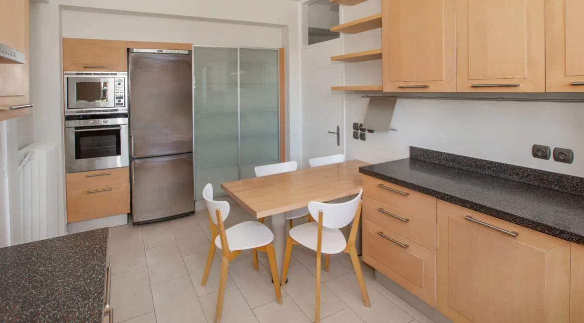 Luxury Living Apartment in Glyfada Athens 7