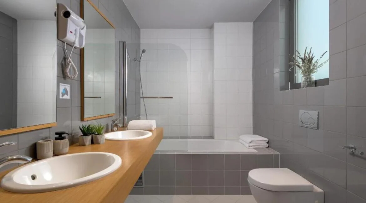 Luxury Villa in Rhodes For Sale 20