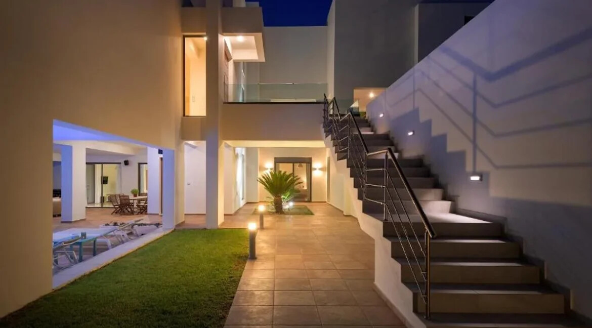 Luxury Villa in Rhodes For Sale 4