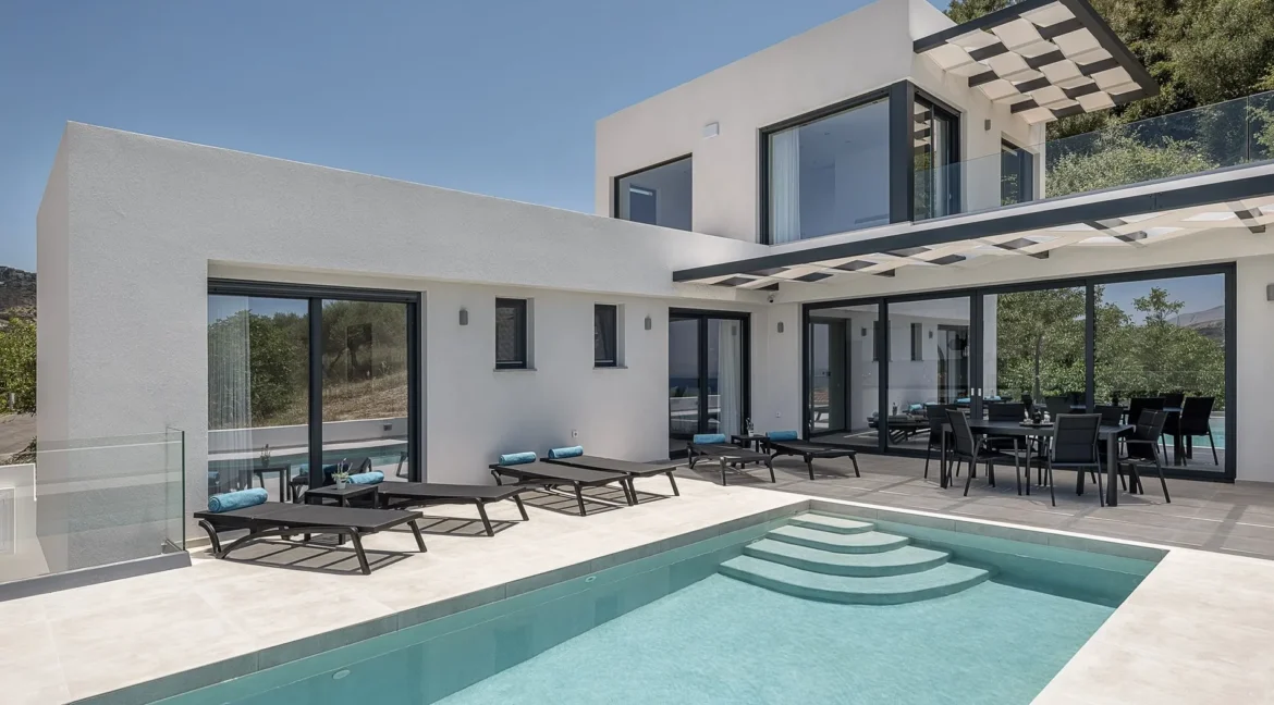 Modern Villa for Sale in Crete