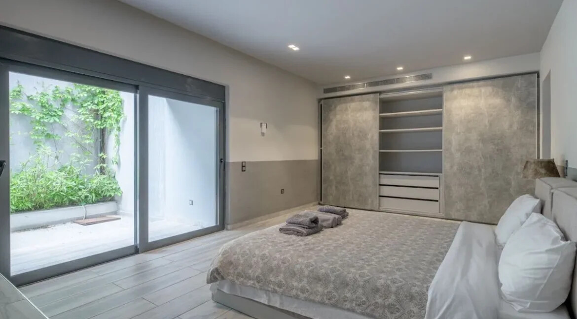 Seafront Villas for sale in South Attica Greece 11