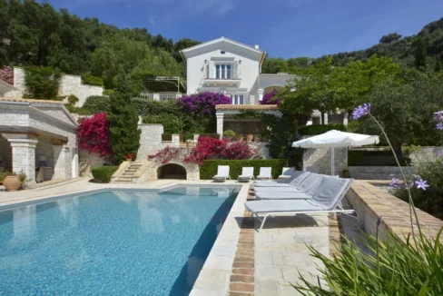 Seaside Estate in Corfu for sale