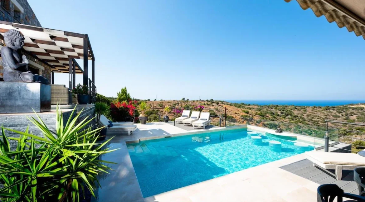 Stone-built modern villa in Crete For Sale 11