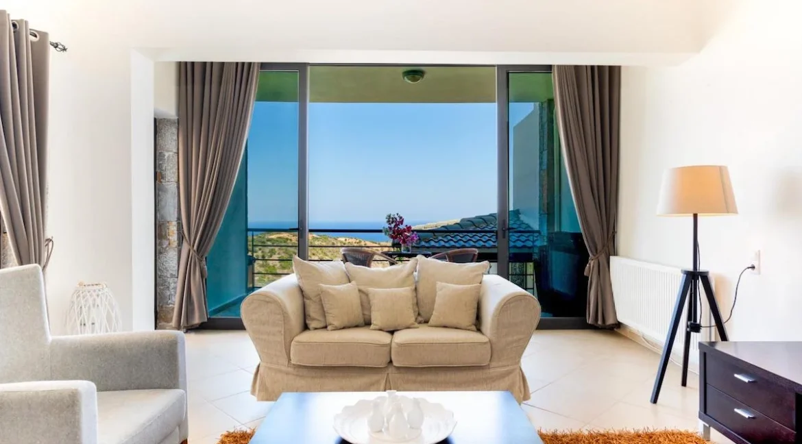 Stone-built modern villa in Crete For Sale 27