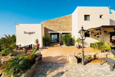 Stone-built modern villa in Crete For Sale 7
