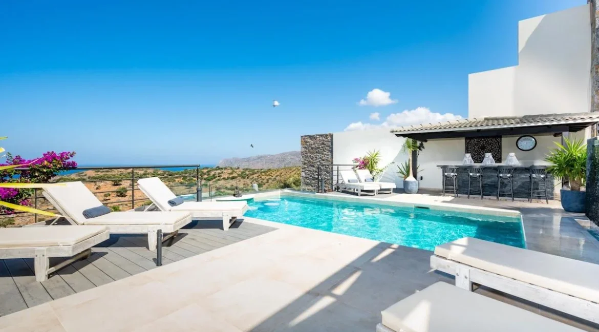 Stone-built modern villa in Crete For Sale 9