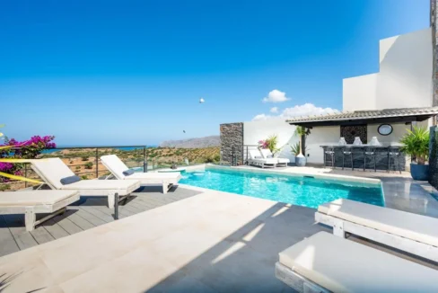 Stone-built modern villa in Crete For Sale 9