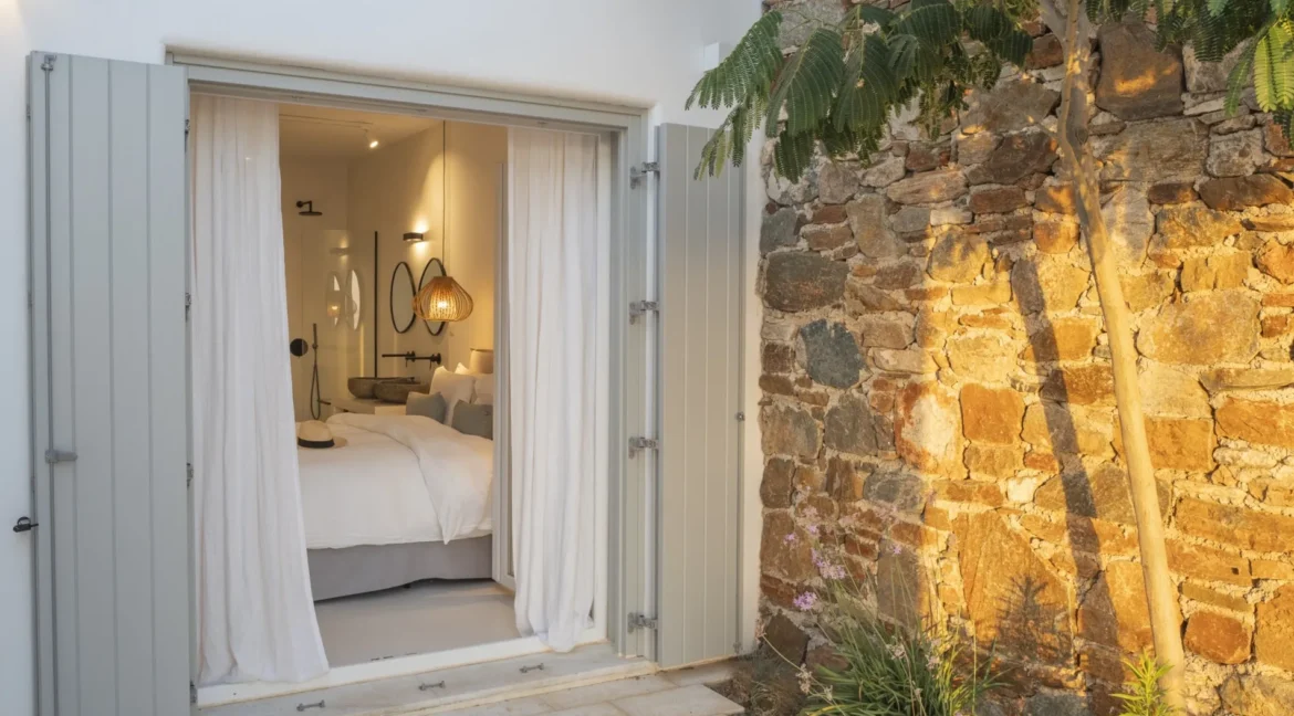 Stylish villa for sale Syros island 19