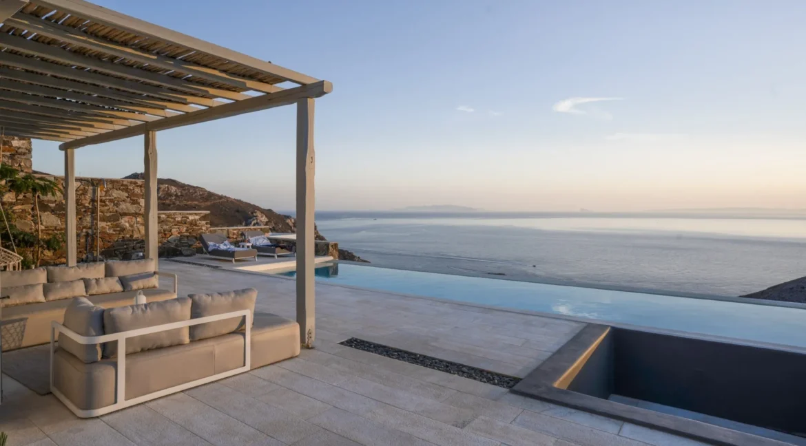 Stylish villa for sale Syros island 25