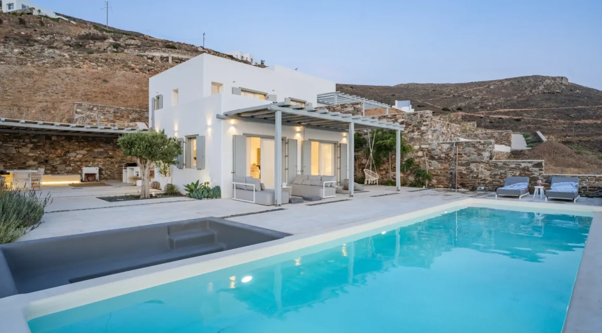 Stylish villa for sale Syros island 29