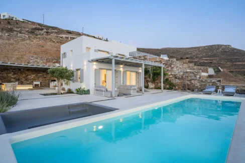 villa for sale Syros island Greece
