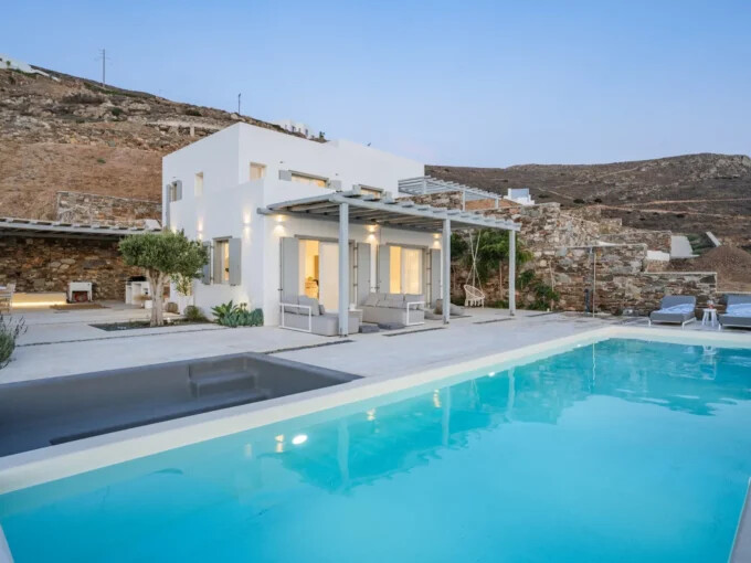 villa for sale Syros island Greece