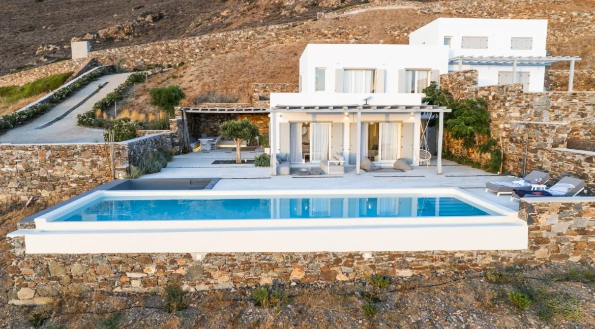 Stylish villa for sale Syros island 34