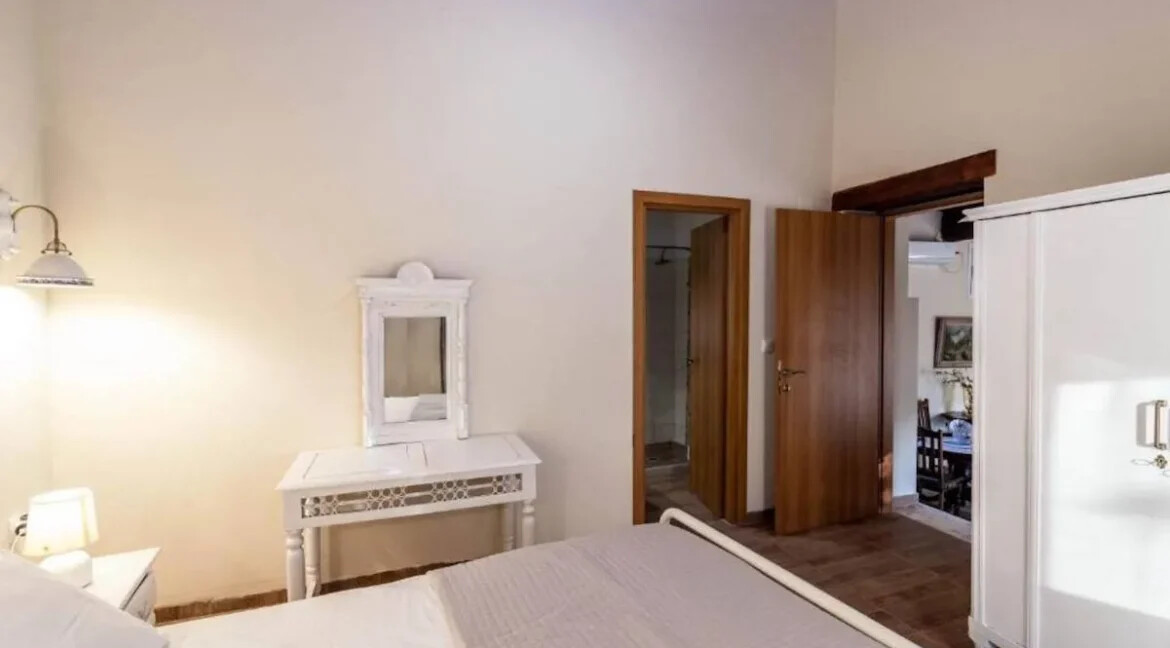 Traditional Mansion in the South of Corfu for sale 16