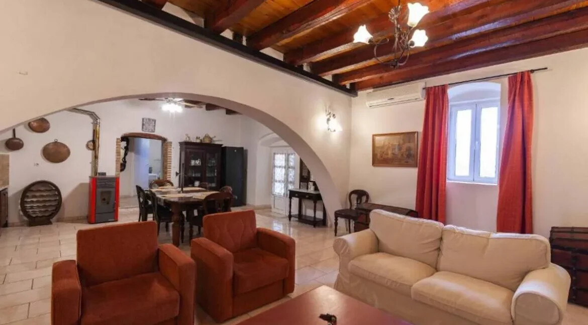 Traditional Mansion in the South of Corfu for sale 9