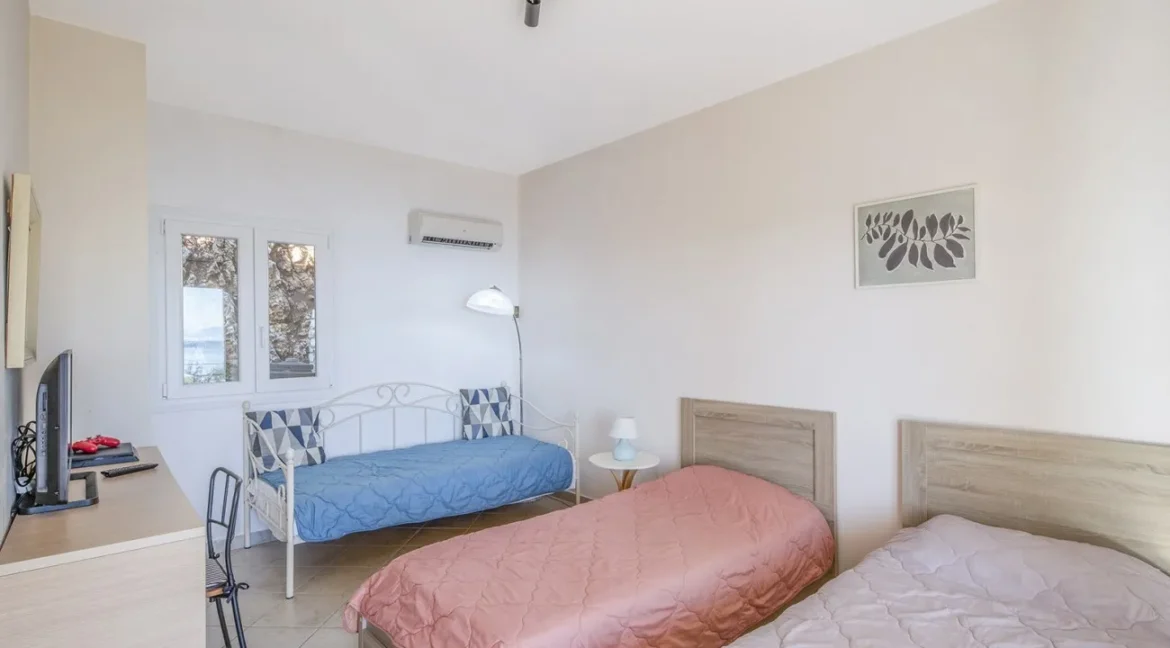 Villa North-East Corfu for sale 10