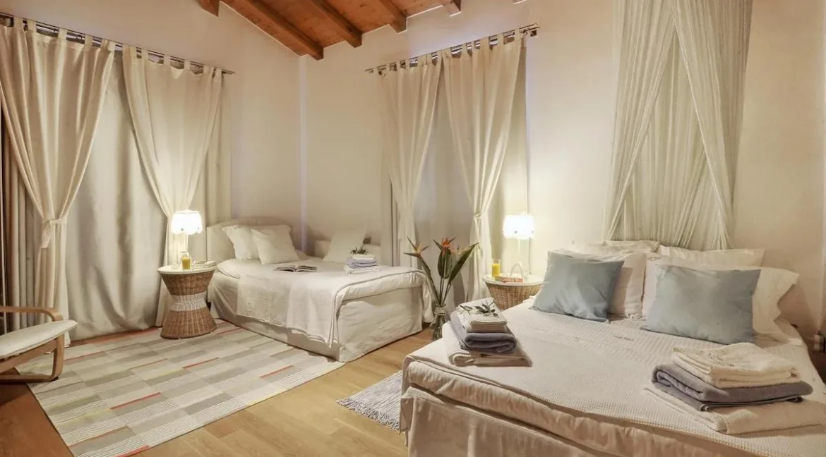 Villa for sale in Agios Prokopis Corfu 13