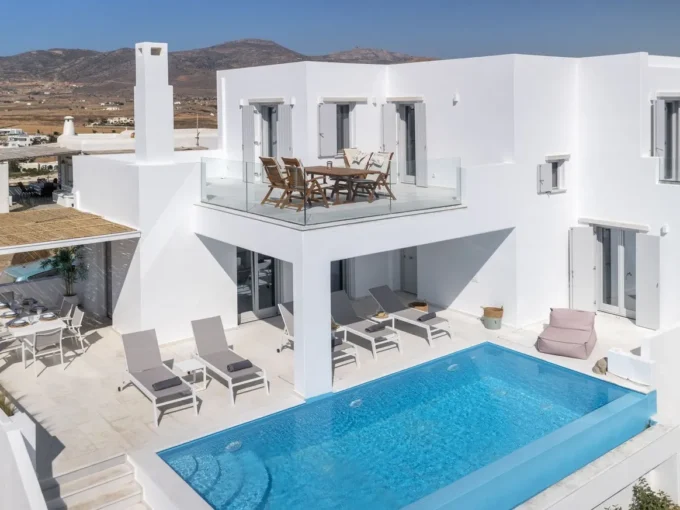 Villa for sale in Paros Greece