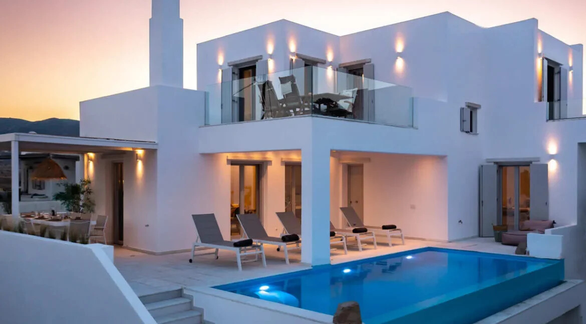 Villa for sale in Paros 29