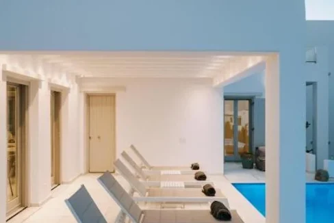 Villa for sale in Paros 9