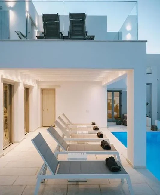 Villa for sale in Paros 9