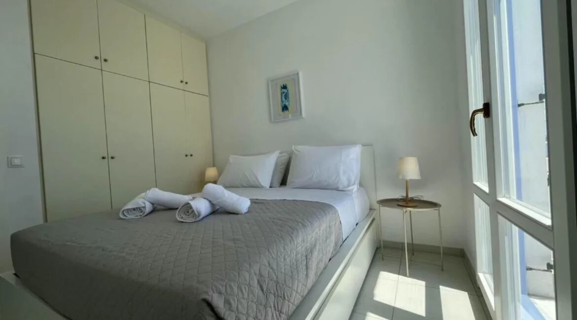 Villa for sale in Thira, Santorini 10