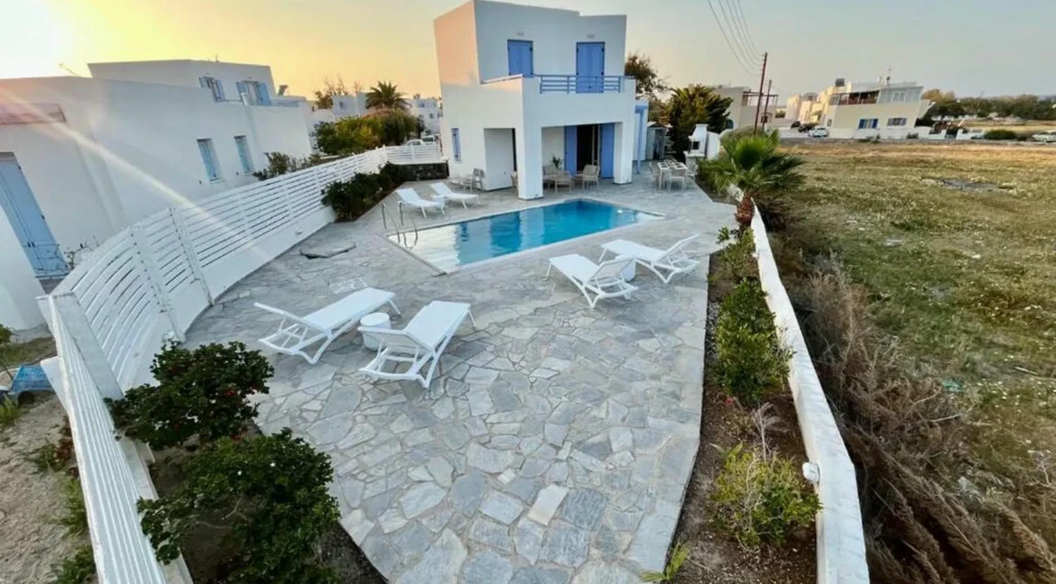 Villa for sale in Thira, Santorini 11