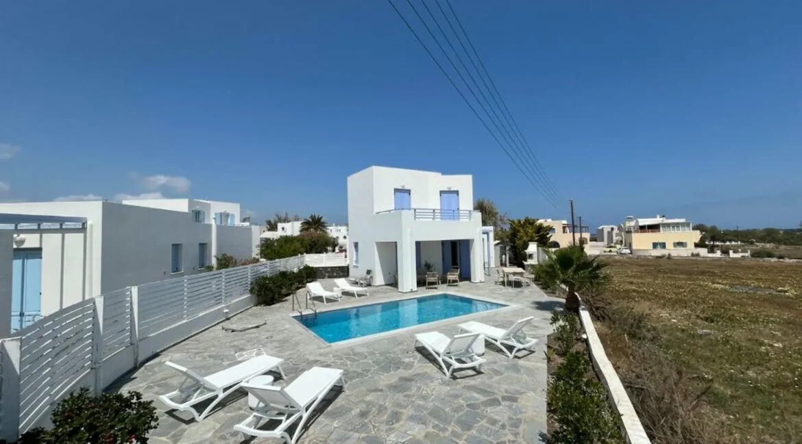 Villa for sale in Thira, Santorini 13