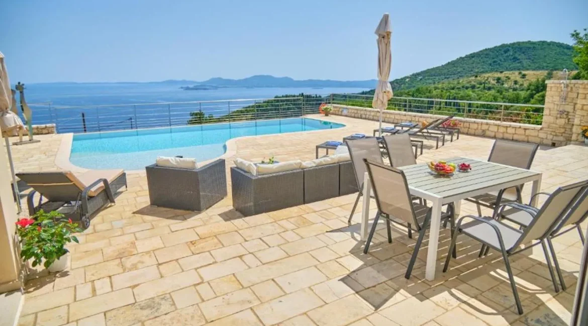 Villa in Corfu for sale Greece 25